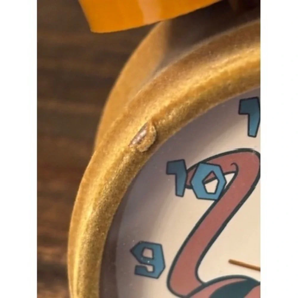 VINTAGE Hanna-Barbera Scooby-Doo Double-Bell‎ Alarm Clock with fuzzy finish